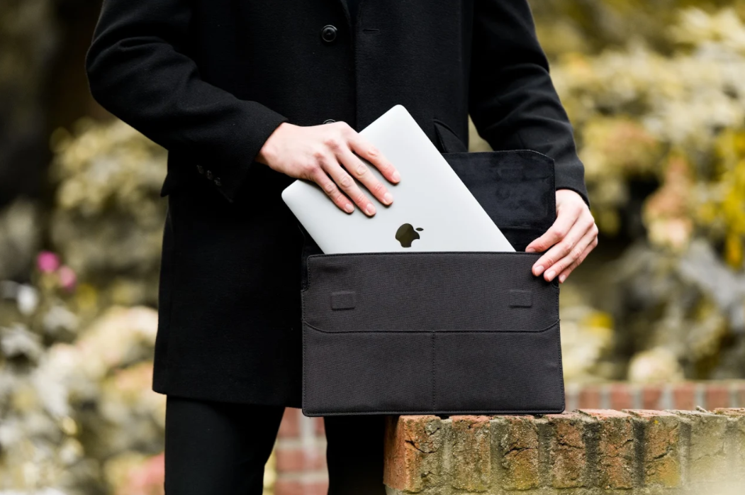 Ekster’s Laptop Sleeve Is The Ultimate Workplace Accessory