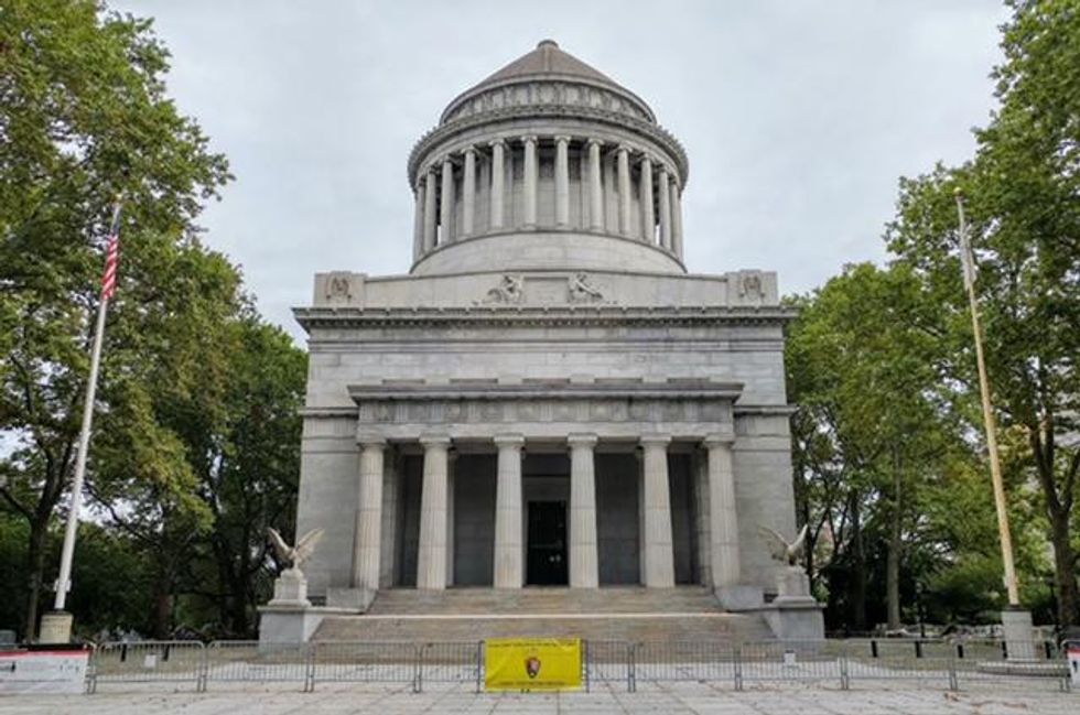 General Grant National Memorial/Amiable Child Monument, Morningside Heights, Manhattan