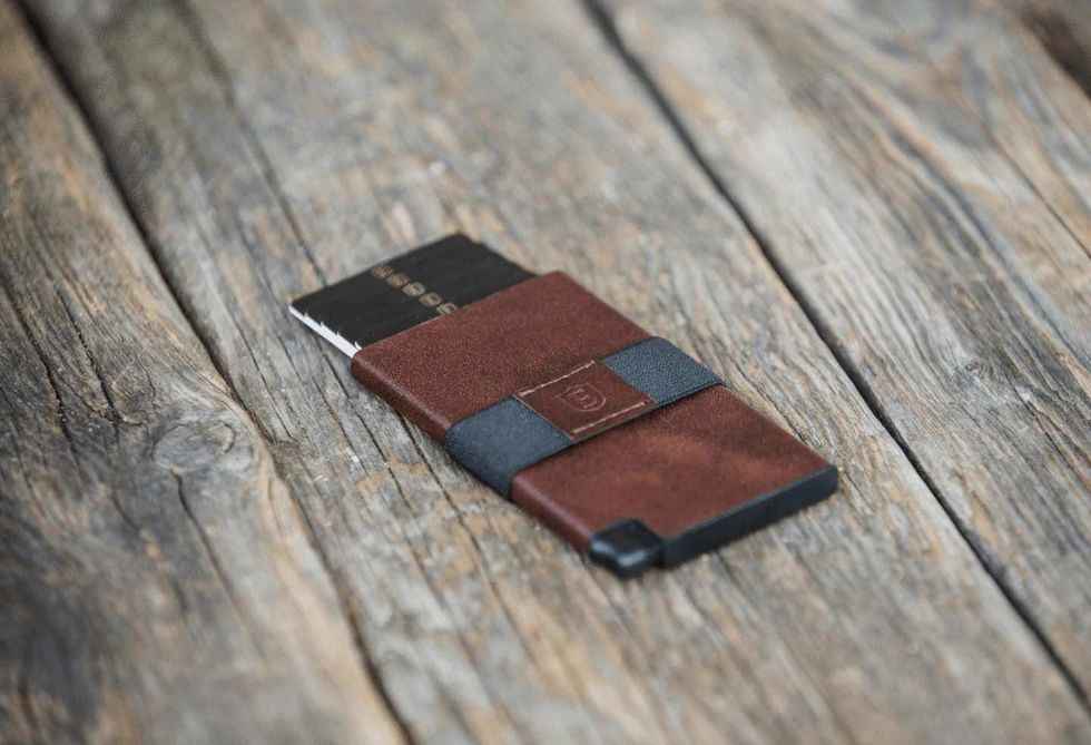 Ekster wallet slim