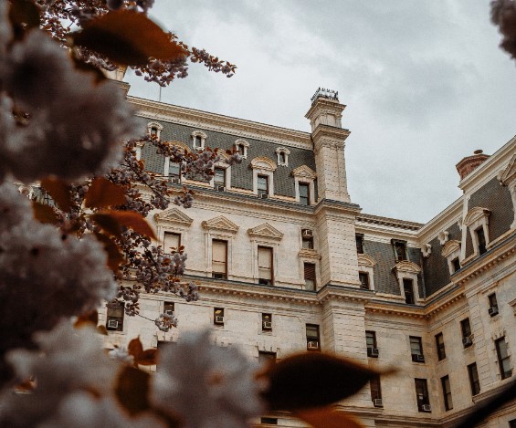 Rainy Day - Philly On A Fall Afternoon - Photo by Chris Henry (Unsplash)